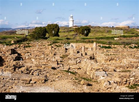 paphos lighthouse location.